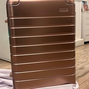 Away Rose Gold Bigger Carry On Suitcase (New)